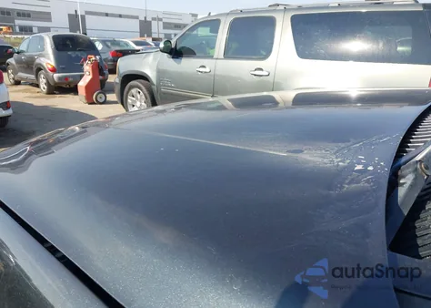 2005 GMC Yukon Slt из США, поврежденный, VIN 1GKEC13T65R105710